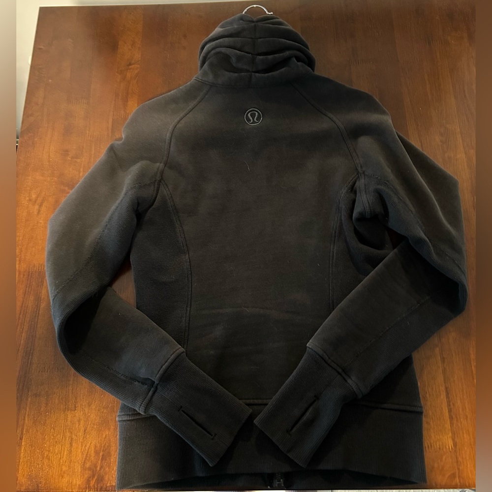 Lululemon Cuddle Up Jacket - Picture 5 of 11